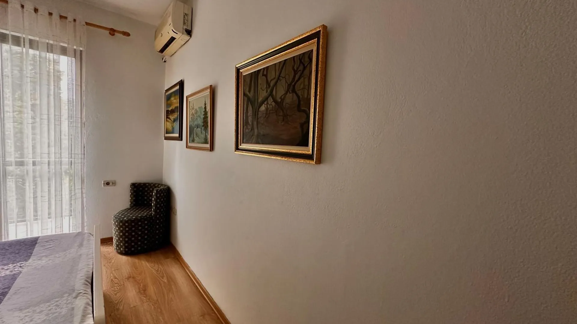 Comfort Apartment Tirana Albania