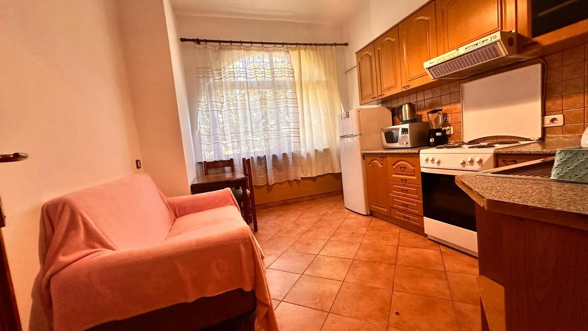 Comfort Apartment Tirana 0*,